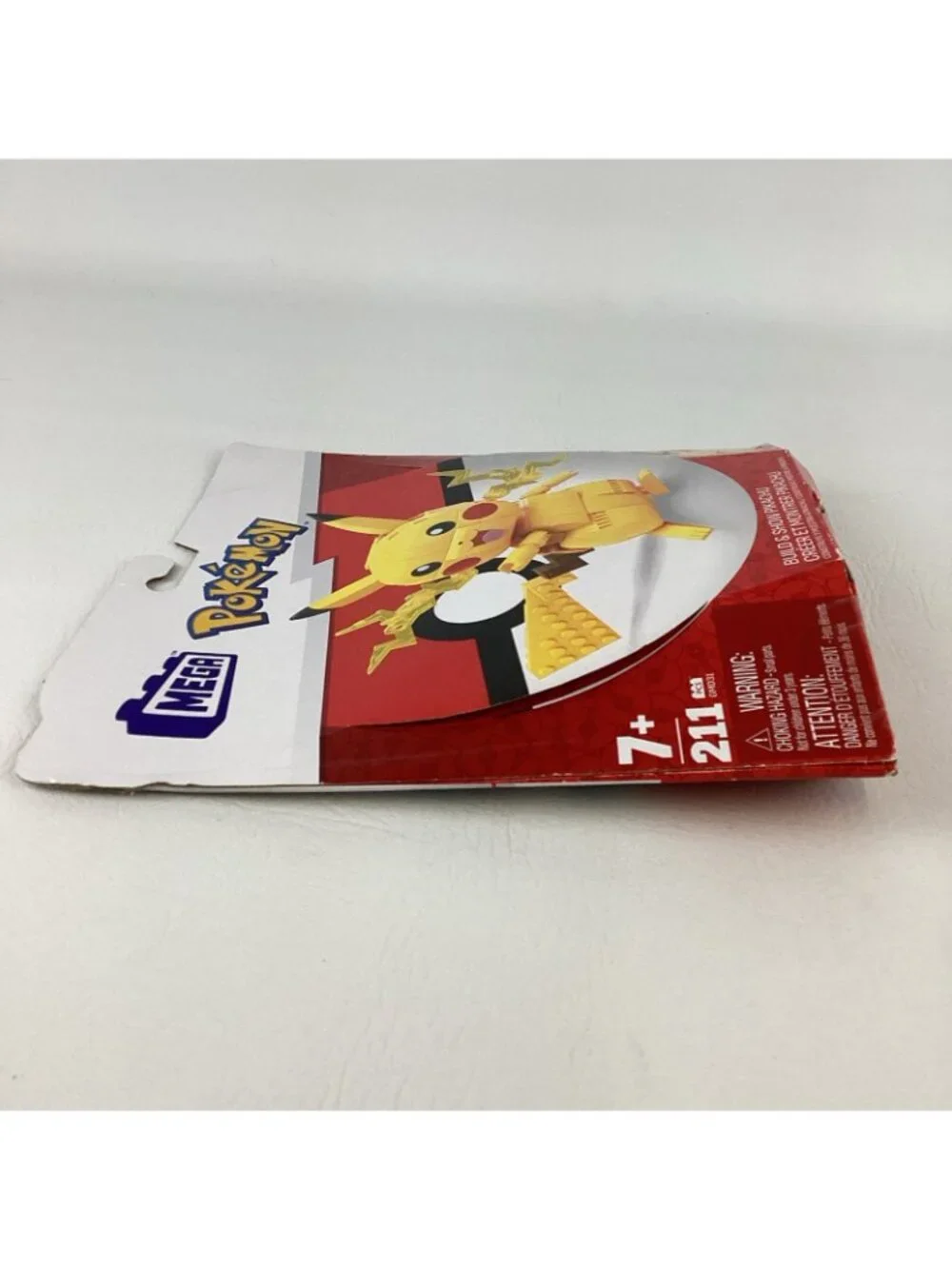 Mega Pokemon Build & Show Pikachu Poseable Figure Building Set Complete Sealed